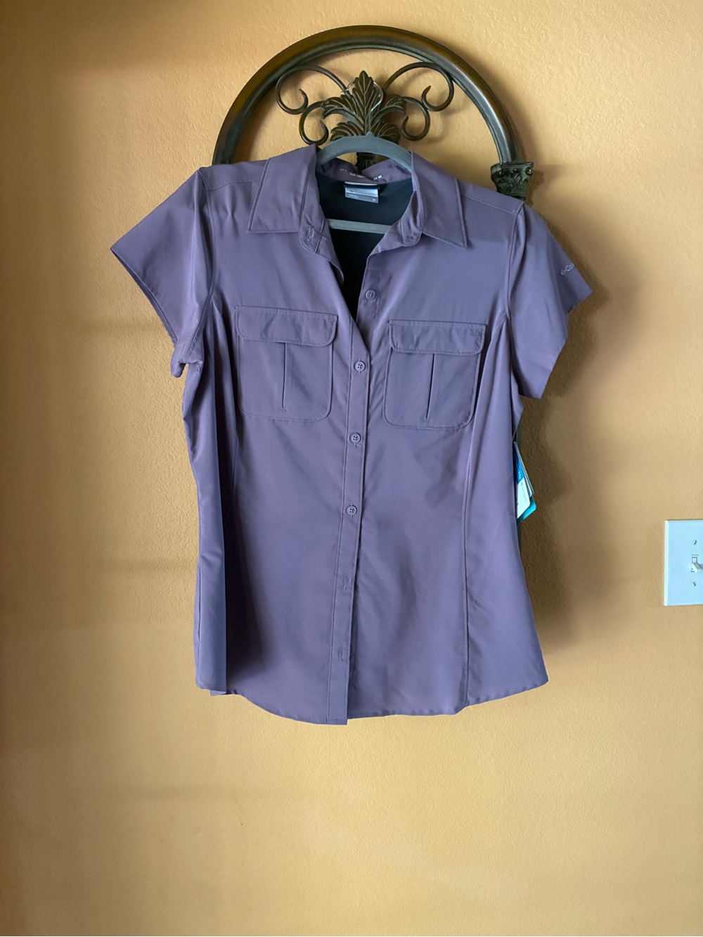 NWT Columbia Button Down Shirt